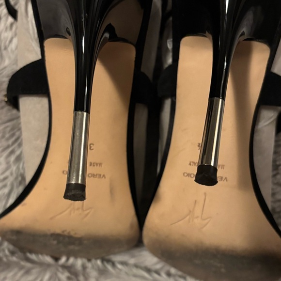 Giuseppe Zanotti | US 6 | Suede Crystal Embellished Strappy Sandals - Picture 12 of 13